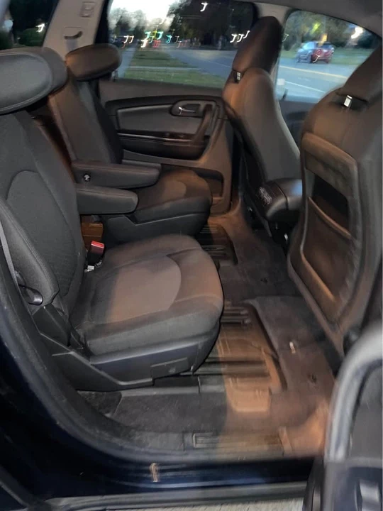 2012 Chevrolet Traverse - Image 13 of 15