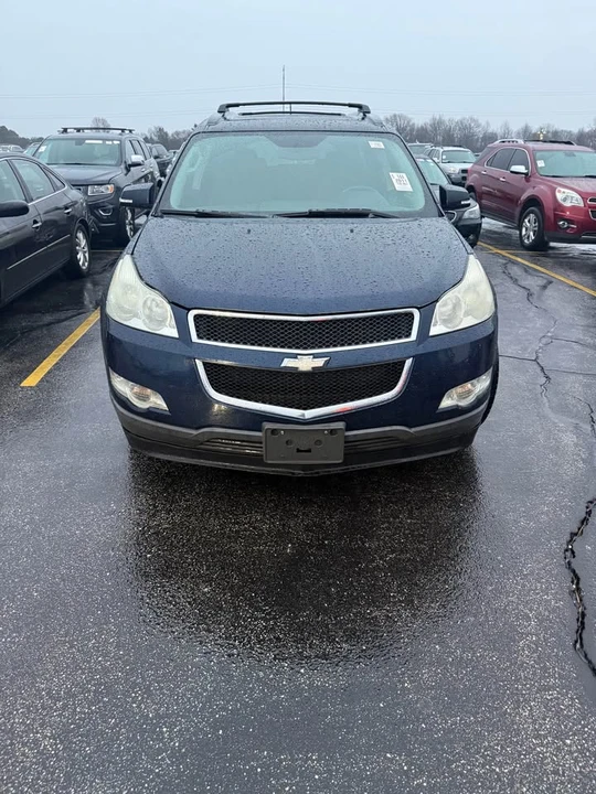 2012 Chevrolet Traverse - Image 2 of 8