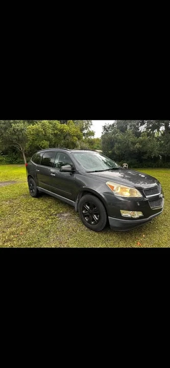 2012 Chevrolet Traverse - Image 2 of 14
