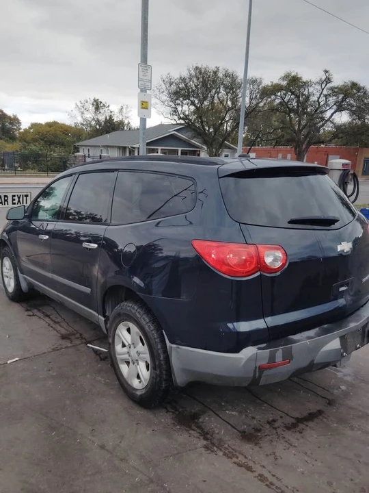 2012 Chevrolet Traverse - Image 4 of 6