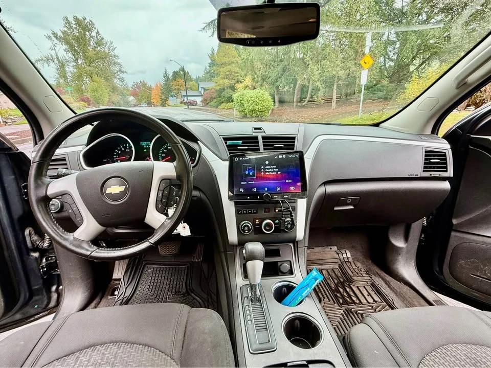 2012 Chevrolet Traverse - Image 16 of 17
