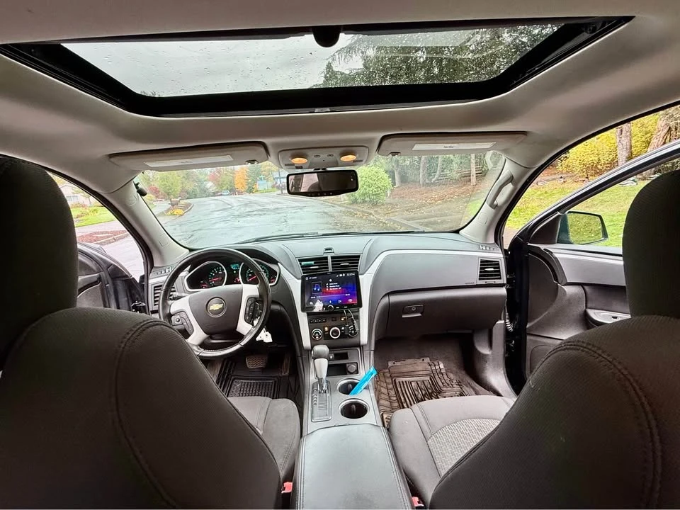 2012 Chevrolet Traverse - Image 15 of 17