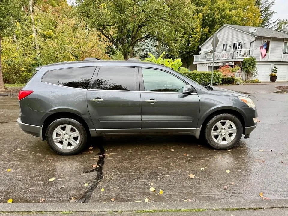 2012 Chevrolet Traverse - Image 7 of 17