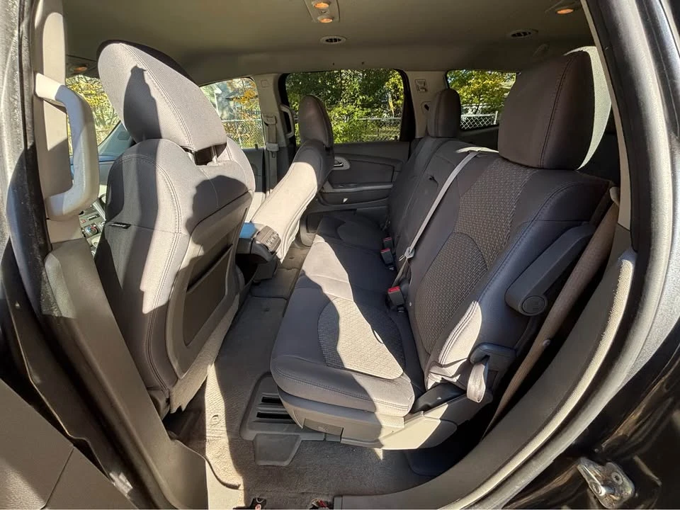 2012 Chevrolet Traverse - Image 7 of 10