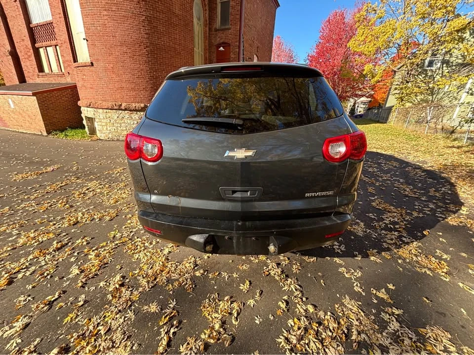 2012 Chevrolet Traverse - Image 5 of 10