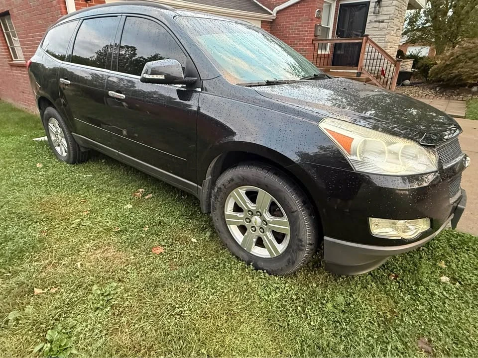 2012 Chevrolet Traverse - Image 3 of 15