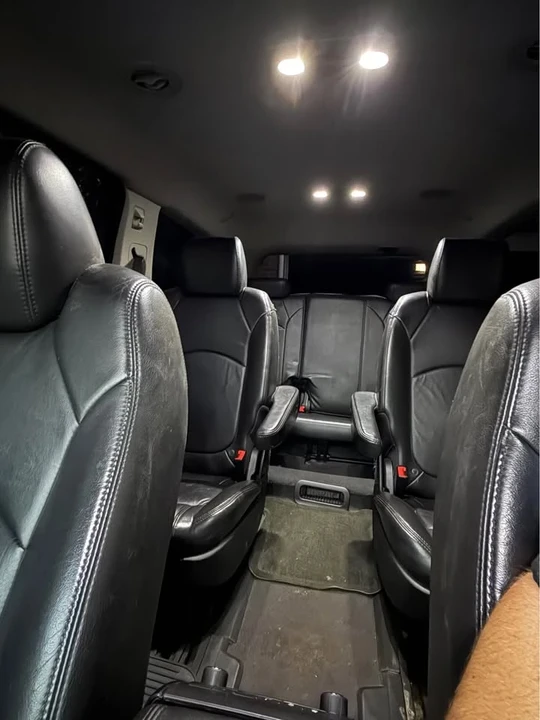 2012 Chevrolet Traverse - Image 6 of 15