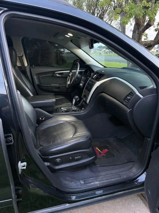 2012 Chevrolet Traverse - Image 12 of 15