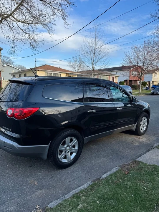 2012 Chevrolet Traverse - Image 3 of 8