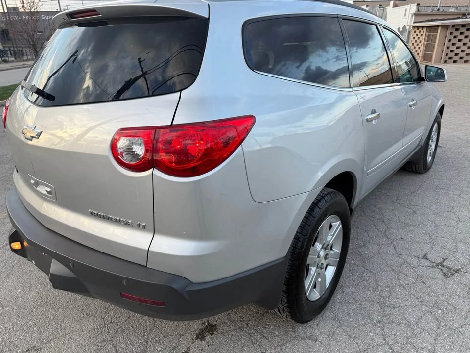 2012 Chevrolet Traverse - Image 3 of 18