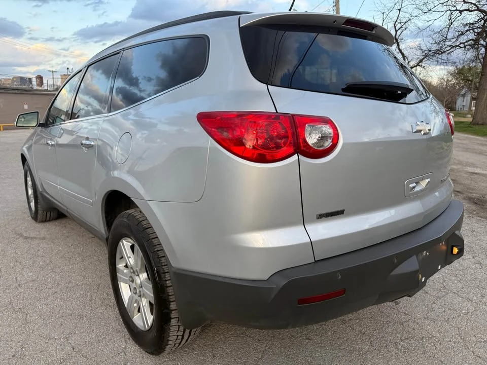 2012 Chevrolet Traverse - Image 6 of 18