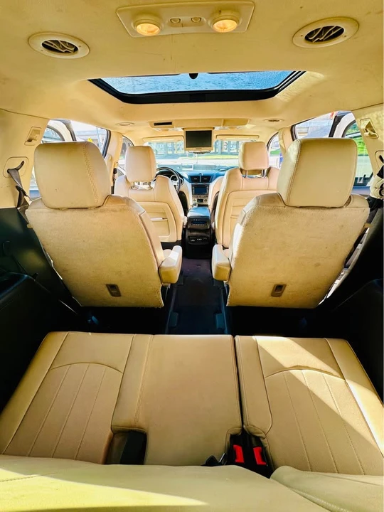 2012 Chevrolet Traverse - Image 17 of 18