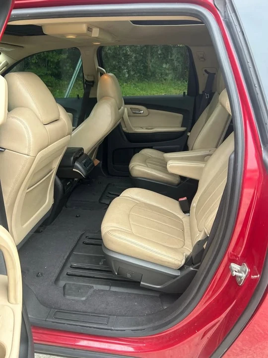 2012 Chevrolet Traverse - Image 14 of 20