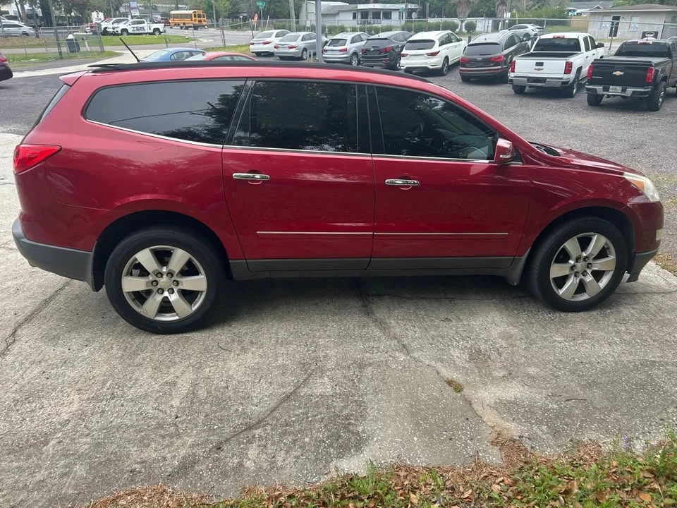 2012 Chevrolet Traverse - Image 8 of 20