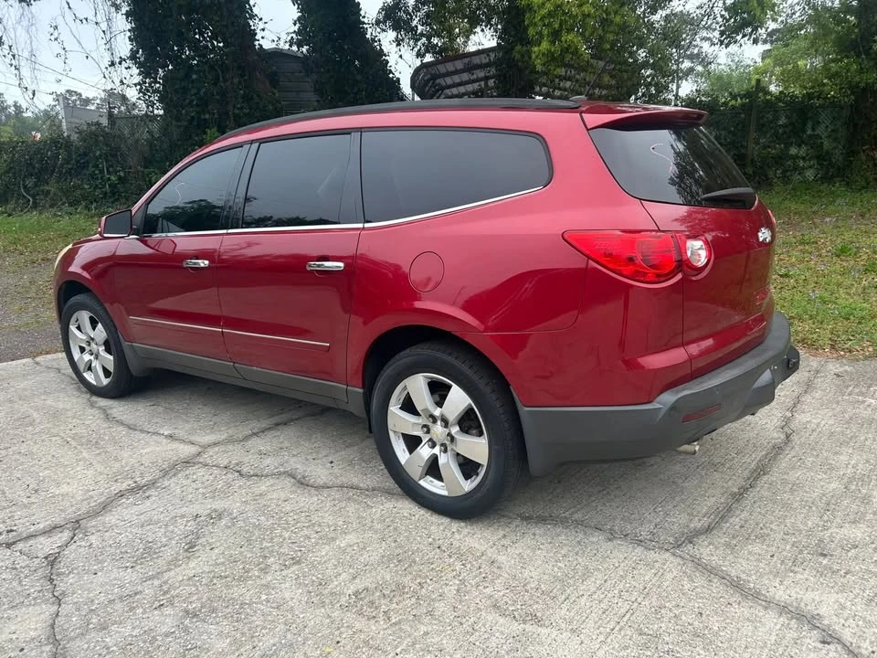 2012 Chevrolet Traverse - Image 4 of 20