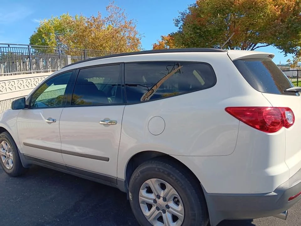 2012 Chevrolet Traverse - Image 4 of 4