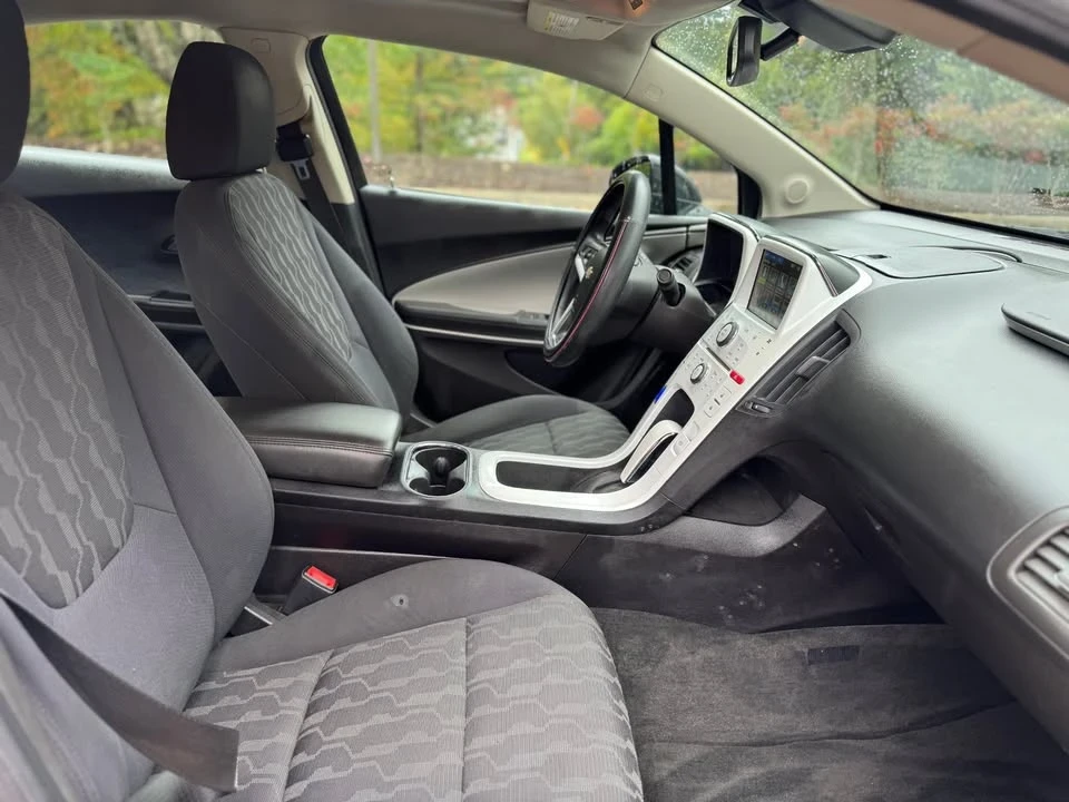 2012 Chevrolet Volt - Image 10 of 20