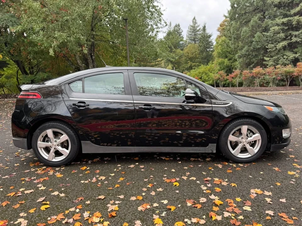 2012 Chevrolet Volt - Image 4 of 20