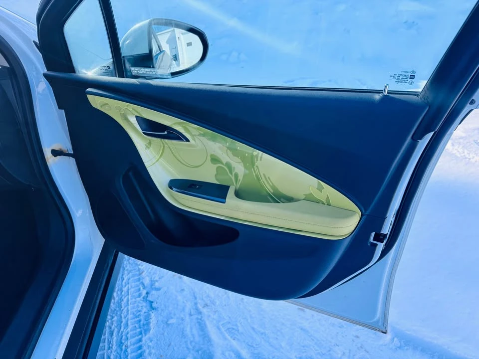 2012 Chevrolet Volt - Image 16 of 20