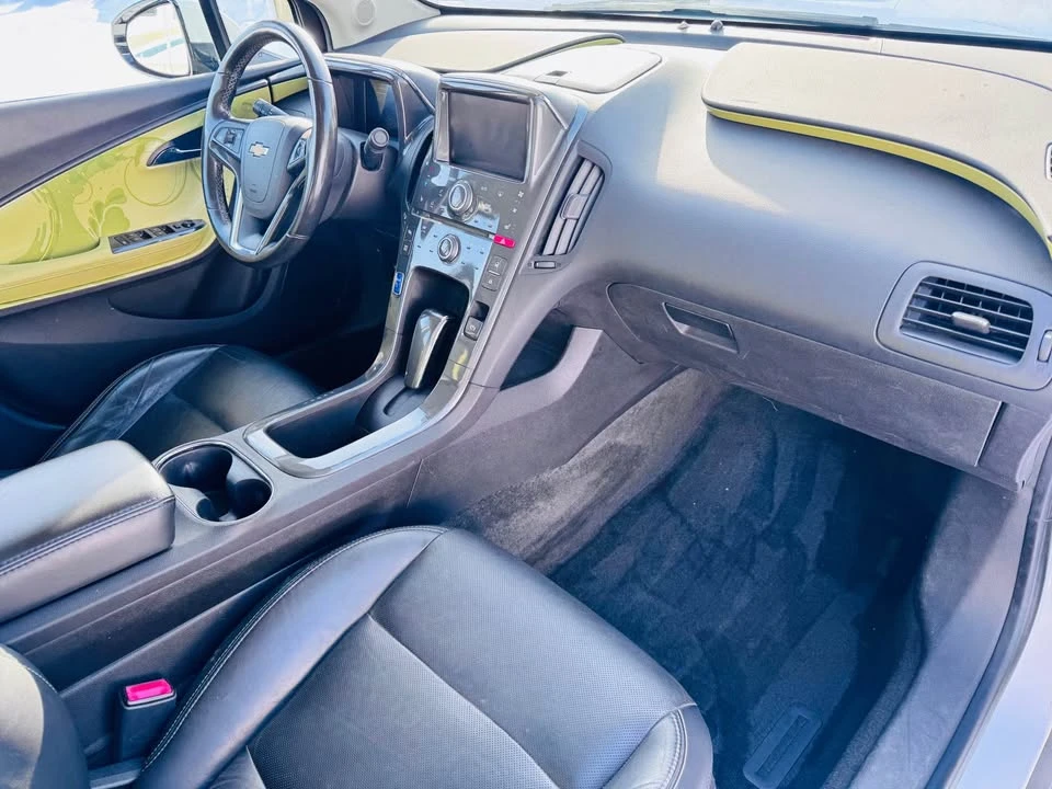 2012 Chevrolet Volt - Image 15 of 20