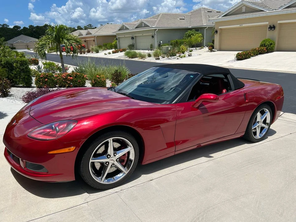 2012 Chevrolet Corvette C6 - Image 10 of 15