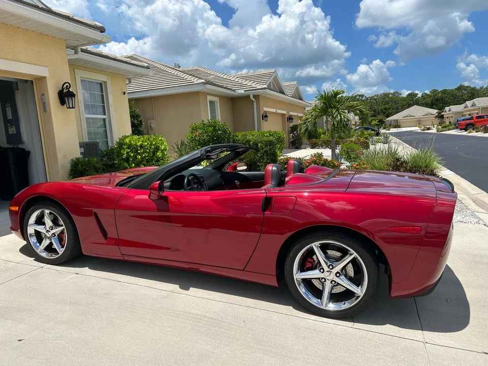 2012 Chevrolet Corvette C6 - Image 2 of 15