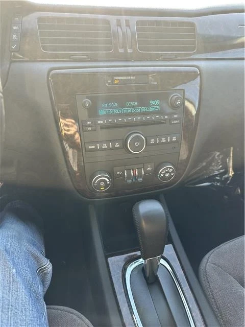 2012 Chevrolet Impala 9th Gen - Image 3 of 21