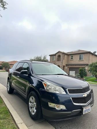 2012 Chevrolet Traverse - Image 2 of 12