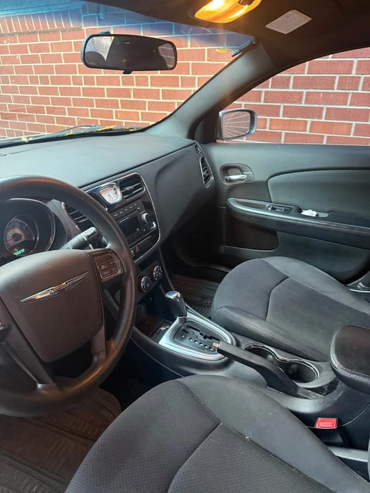 2012 Chrysler 200 - Image 8 of 8