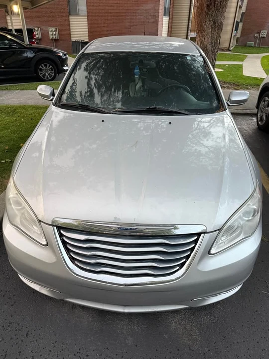 2012 Chrysler 200 - Image 2 of 10