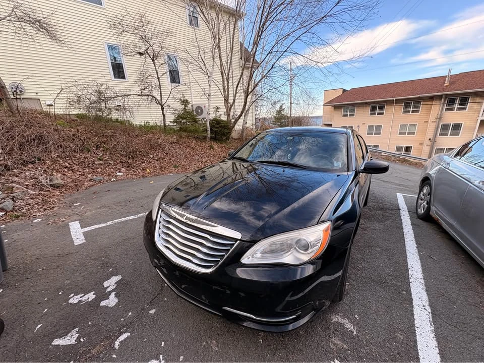 2012 Chrysler 200 - Image 5 of 9