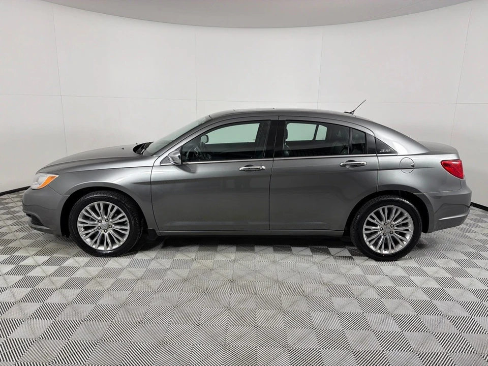 2012 Chrysler 200 - Image 6 of 21