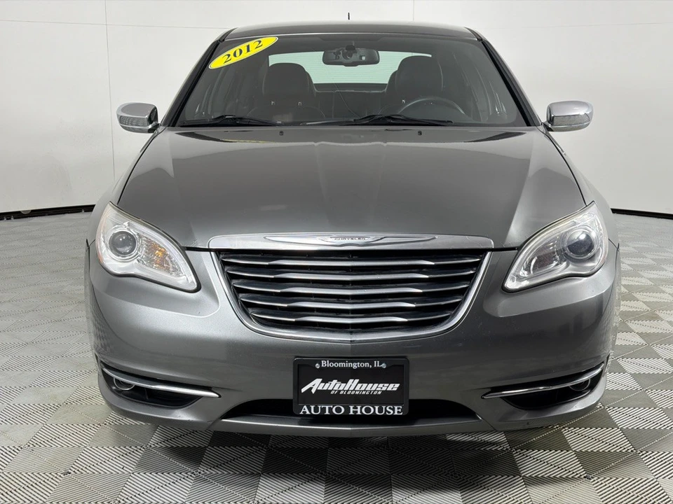 2012 Chrysler 200 - Image 10 of 12