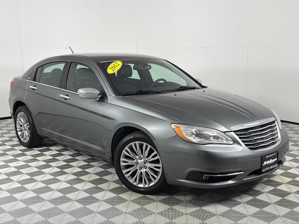 2012 Chrysler 200 - Image 2 of 12