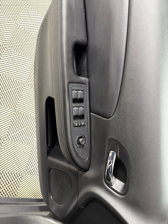 2012 Chrysler 200 - Image 11 of 12