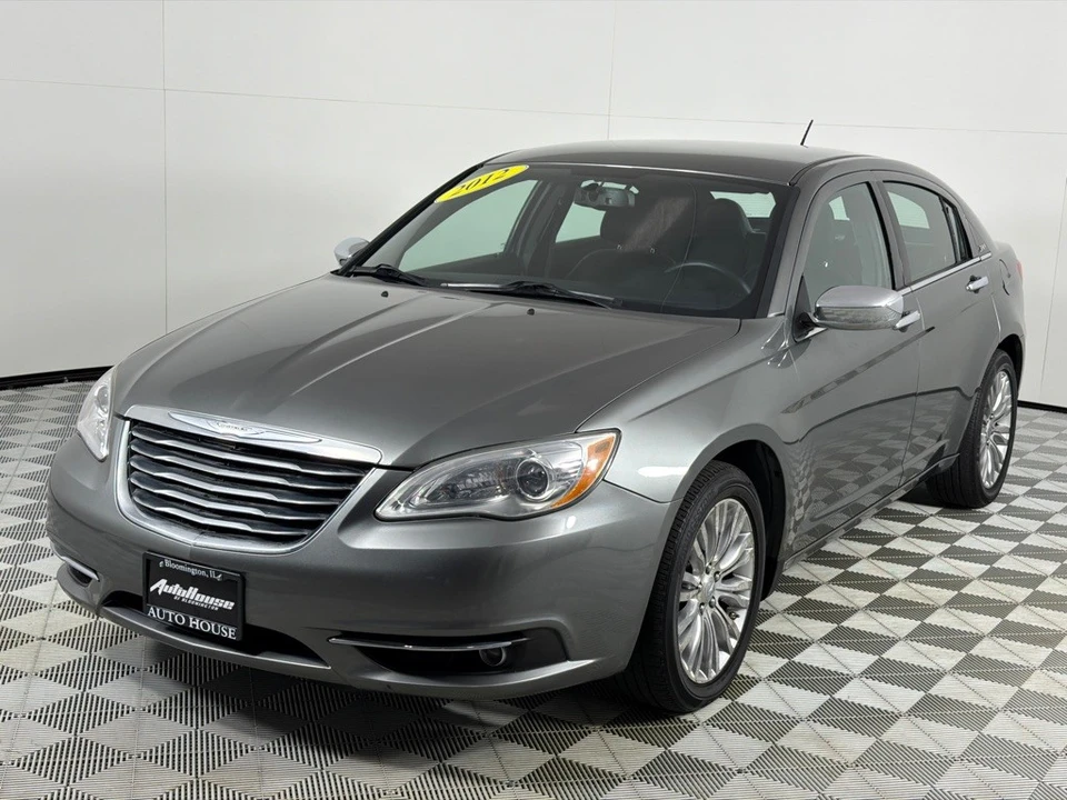 2012 Chrysler 200 - Image 9 of 12