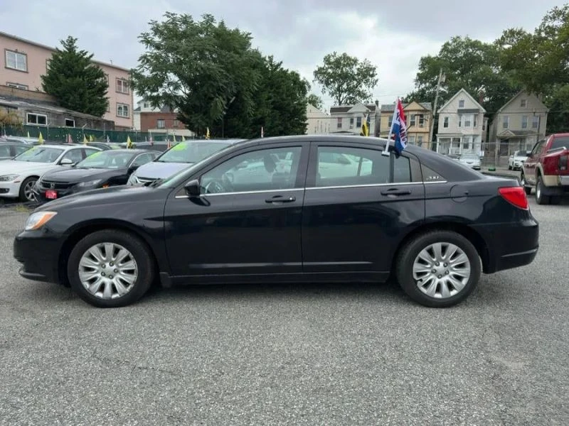 2012 Chrysler 200 - Image 7 of 12