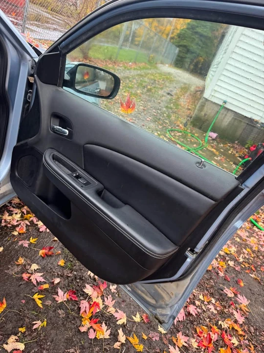 2012 Chrysler 200 - Image 6 of 10