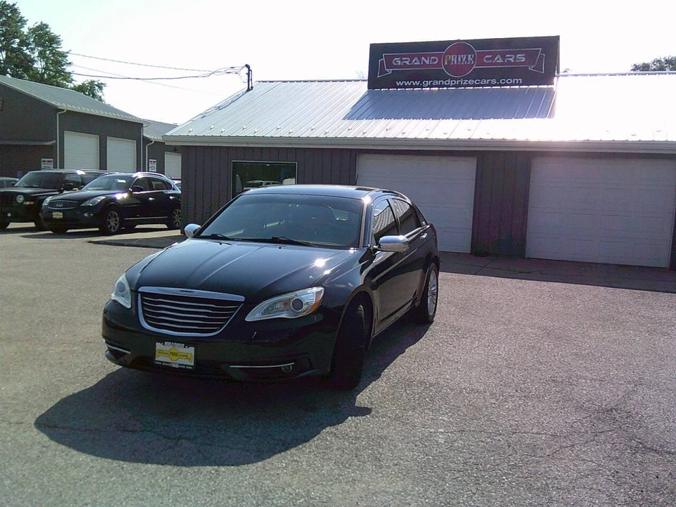 2012 Chrysler 200 - Image 2 of 21