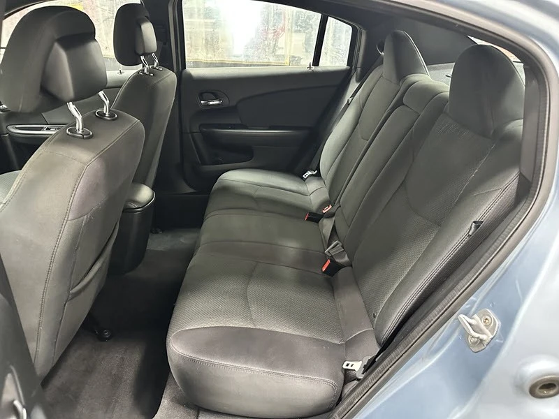 2012 Chrysler 200 - Image 13 of 28