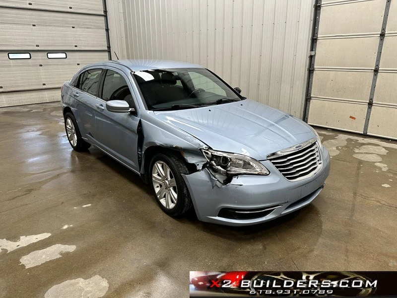 2012 Chrysler 200 - Image 3 of 28