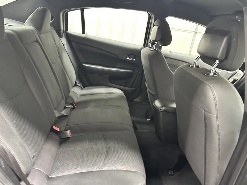 2012 Chrysler 200 - Image 18 of 28