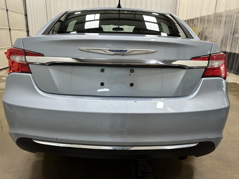 2012 Chrysler 200 - Image 15 of 28