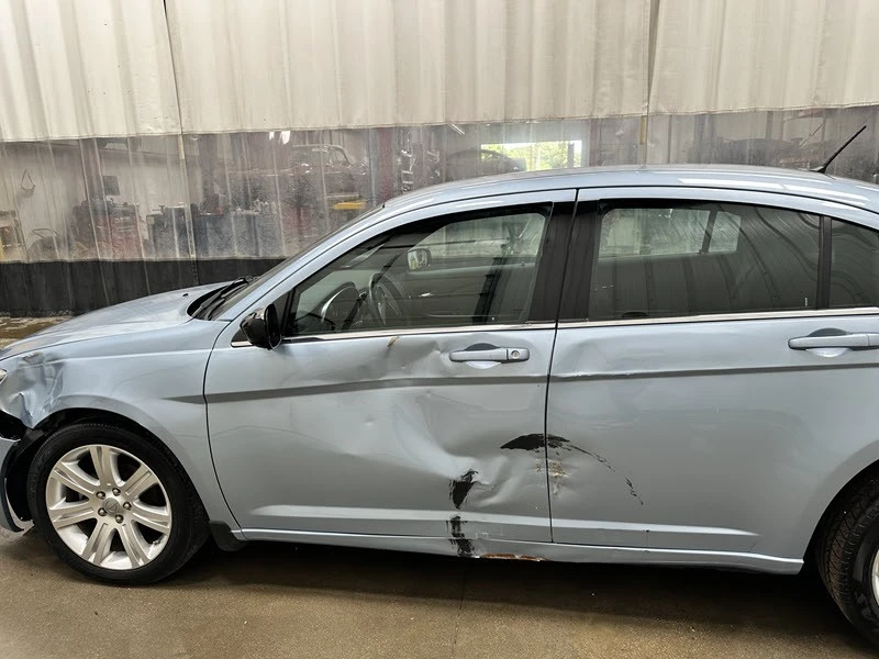 2012 Chrysler 200 - Image 7 of 28