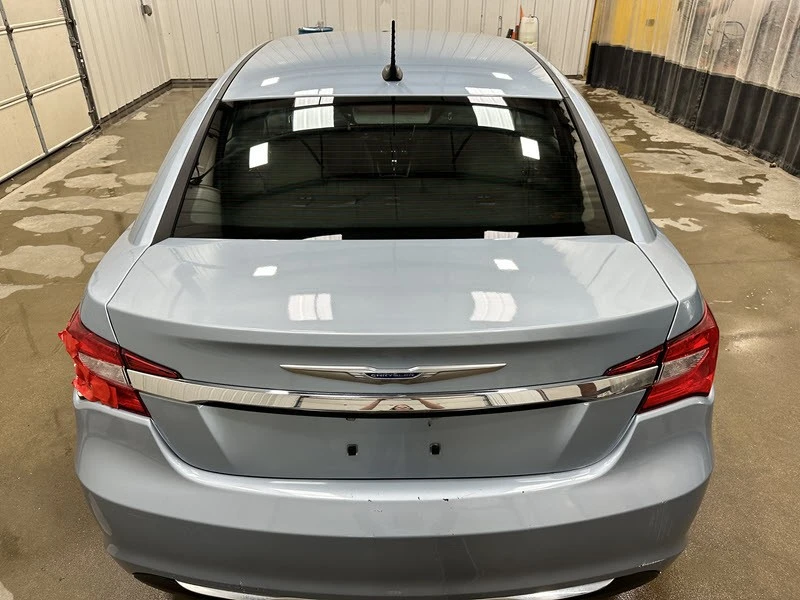 2012 Chrysler 200 - Image 16 of 28