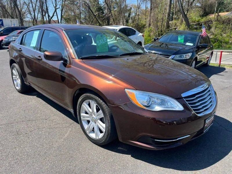 2012 Chrysler 200 - Image 8 of 12