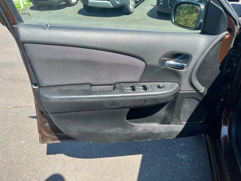 2012 Chrysler 200 - Image 12 of 12