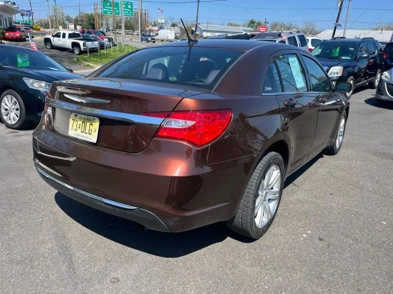 2012 Chrysler 200 - Image 6 of 12