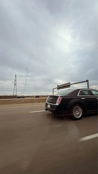 2012 Chrysler 300 (2005-2023) - Image 3 of 3