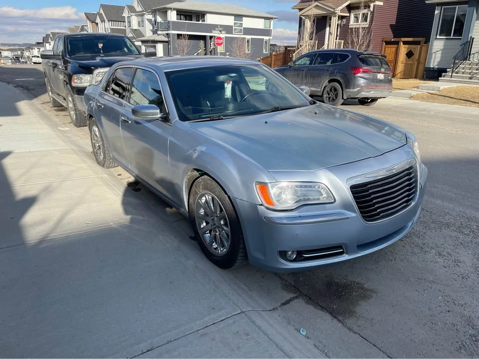 2012 Chrysler 300 (2005-2023) - Image 6 of 18